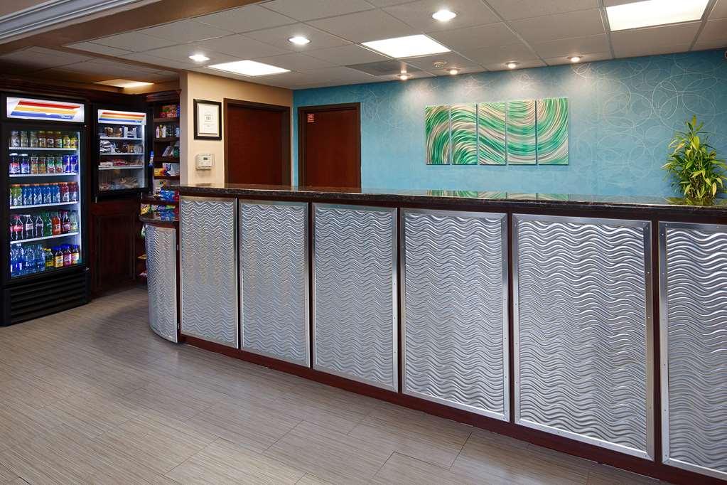 Days Inn & Suites By Wyndham Sam Houston Tollway Jersey Village المظهر الداخلي الصورة