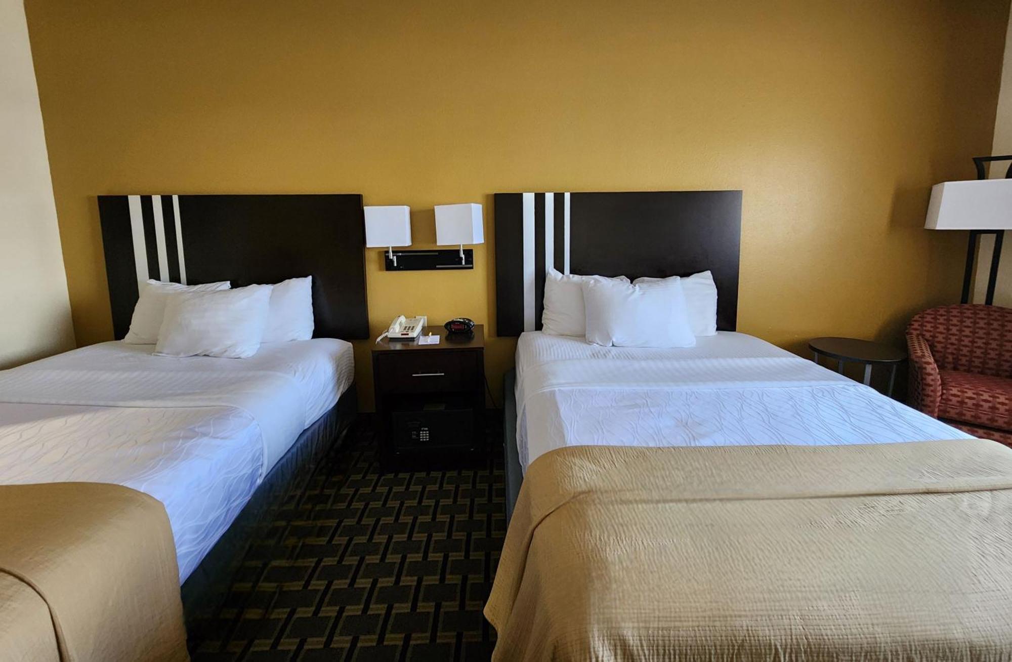 Days Inn & Suites By Wyndham Sam Houston Tollway Jersey Village المظهر الخارجي الصورة