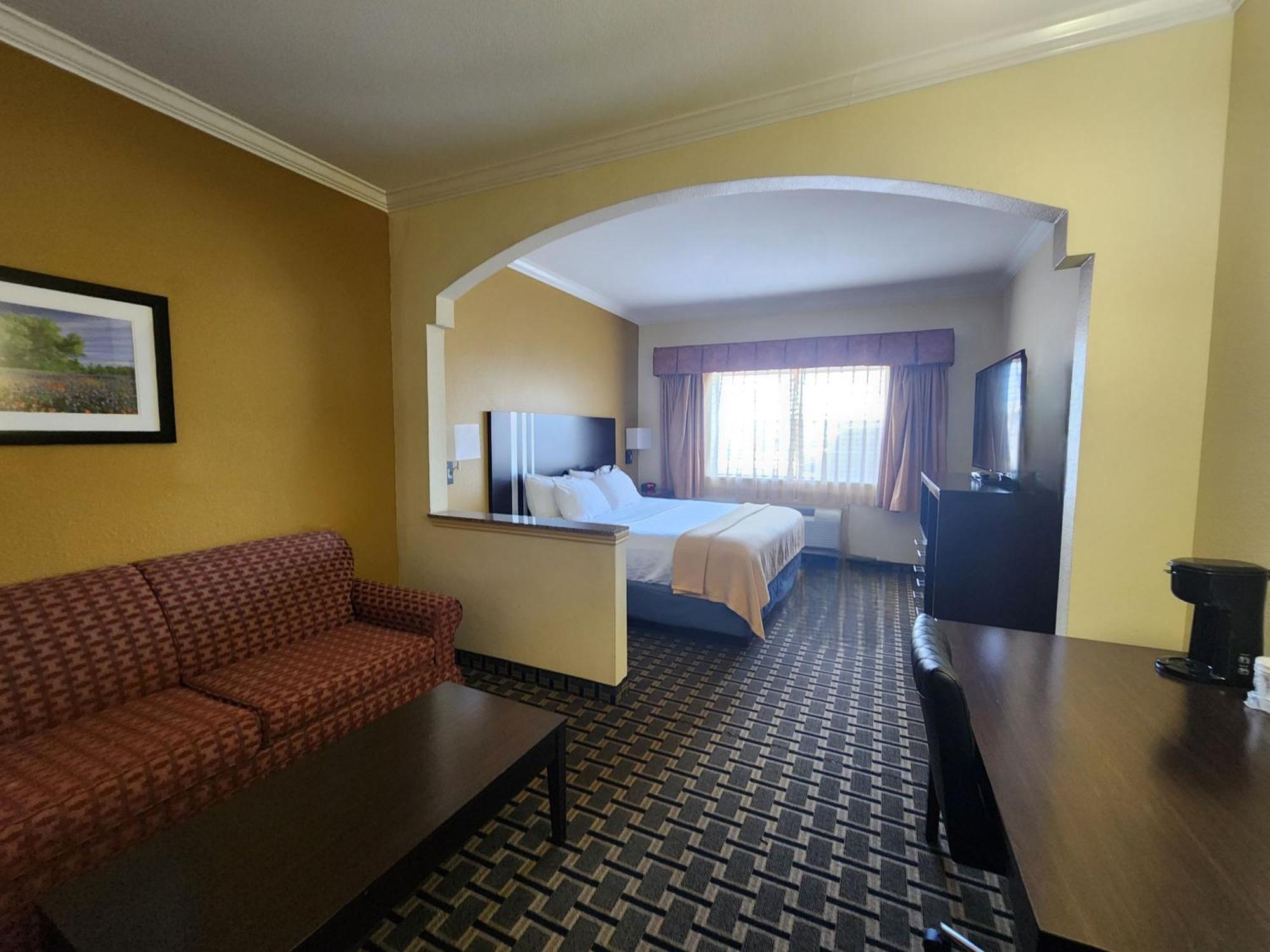 Days Inn & Suites By Wyndham Sam Houston Tollway Jersey Village المظهر الخارجي الصورة